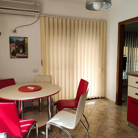 Quite & Nice Beach Apartment